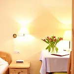 Sonne Hotel